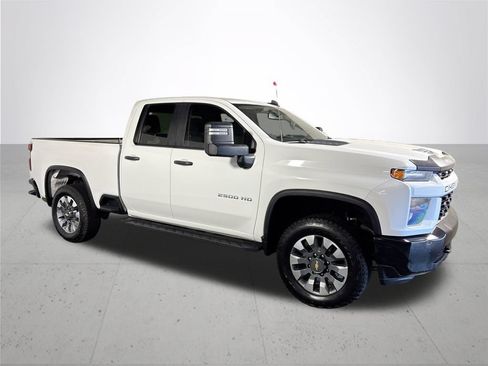Used 2022 Chevrolet Silverado 2500 Custom w/ Custom Value Package AWD/4WD image 4