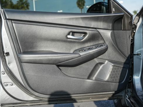 Used 2023 Nissan Sentra SV w/ All-Weather Package image 22