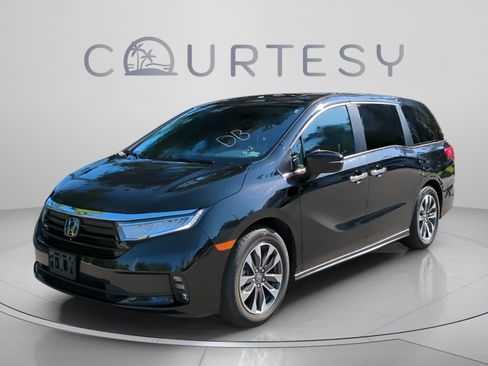 Certified 2024 Honda Odyssey EX-L image 1