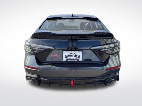 Used 2024 Honda Civic Sport image 4