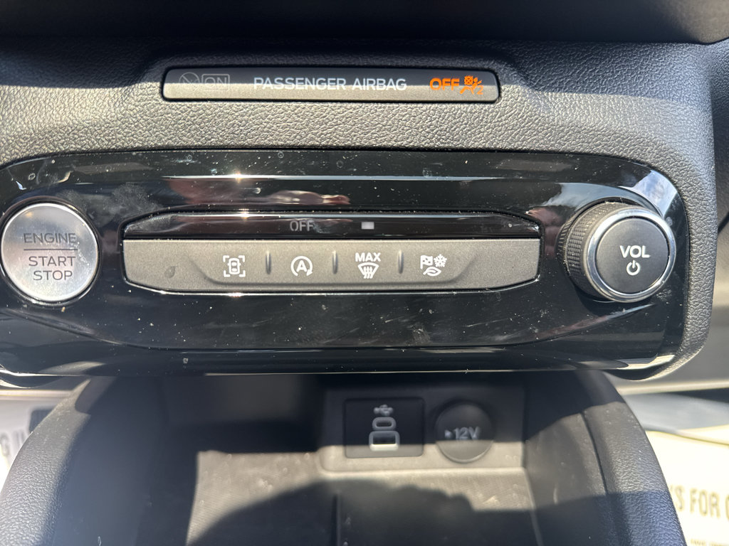 Used 2025 Ford Escape ST-Line w/ Tech Pack #1 AWD/4WD image 14
