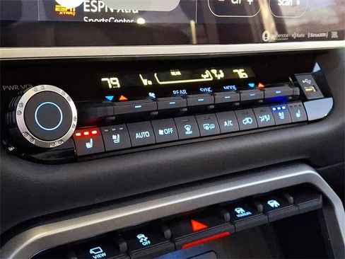 Certified 2023 Toyota Sequoia Platinum image 22