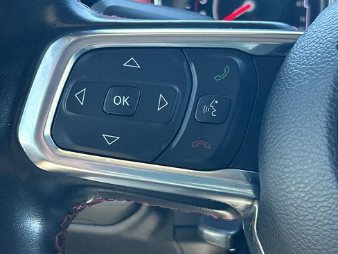 Used 2021 Jeep Wrangler Unlimited Rubicon image 12