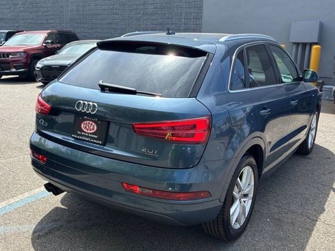 Used 2018 Audi Q3 2.0T Premium Plus w/ Premium Plus Package AWD/4WD image 6