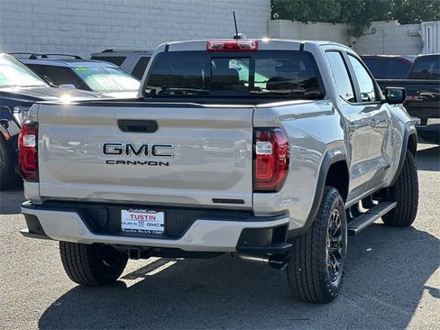 New 2026 GMC Canyon Elevation w/ LPO, Black Badging Package image 4