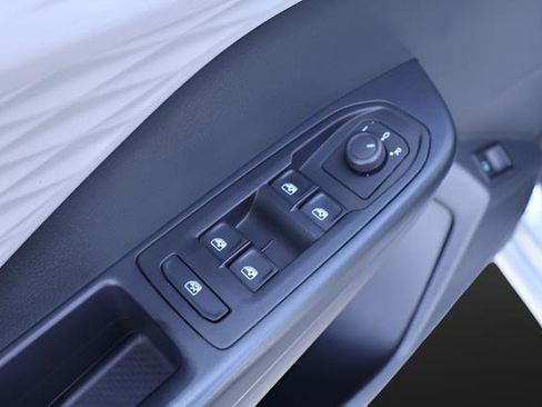 Certified 2023 Volkswagen Taos S FWD image 12