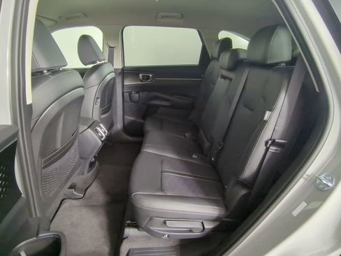 New 2026 Kia Sorento S image 21