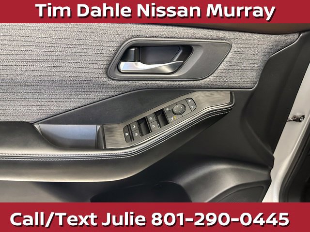 Used 2023 Nissan Rogue SV AWD/4WD image 22