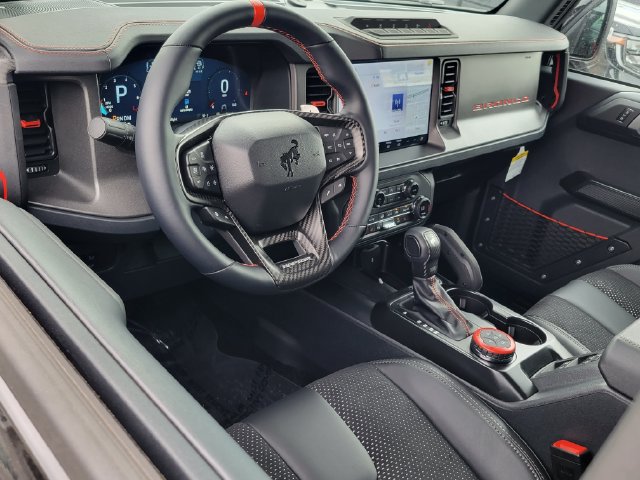 New 2026 Ford Bronco Raptor w/ Interior Carbon Fiber Pack AWD/4WD image 3