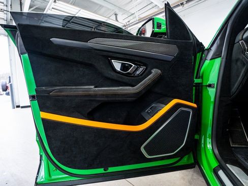 Used 2023 Lamborghini Urus Performante image 25
