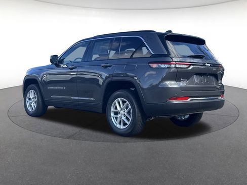 New 2025 Jeep Grand Cherokee Laredo X w/ Luxury Tech Group I image 3