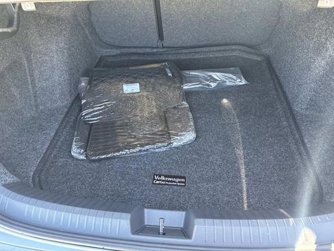 New 2026 Volkswagen Jetta SE image 5