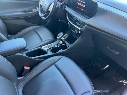 Used 2024 Buick Encore GX Sport Touring image 15