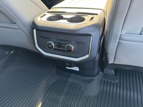 New 2025 Ford Expedition Max Active image 10