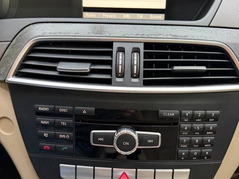 Used 2014 Mercedes-Benz C 250 Sedan image 27