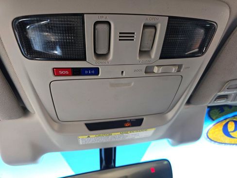 Used 2019 Subaru Outback 3.6R Touring w/ Popular Package #3A image 17