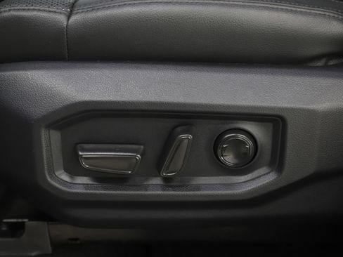 Used 2022 Toyota Tundra Limited image 27