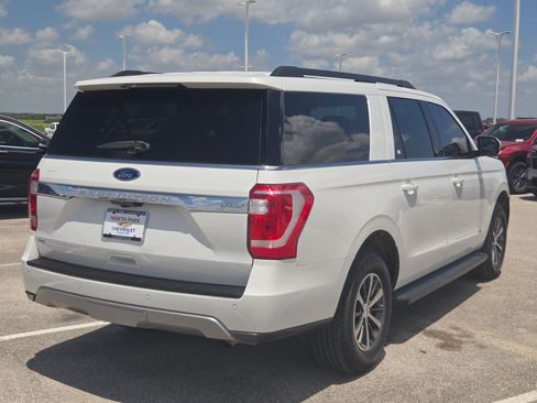 Used 2021 Ford Expedition Max XLT RWD image 3