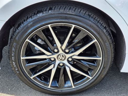 Used 2024 Toyota Camry SE w/ Cold Weather Package image 12