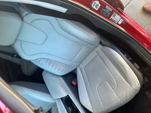 Used 2024 Hyundai Elantra Limited FWD image 7