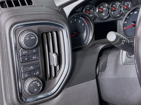 Certified 2020 Chevrolet Silverado 1500 LT w/ All-Star Edition image 9