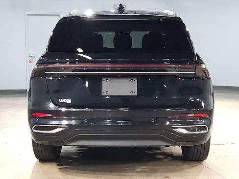 Used 2024 Lincoln Nautilus Reserve image 6