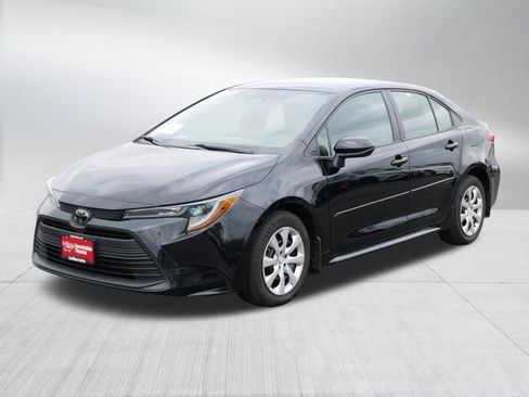 Certified 2024 Toyota Corolla LE FWD image 4