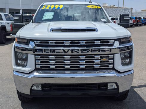 Used 2021 Chevrolet Silverado 3500 LT w/ Convenience Package AWD/4WD image 6