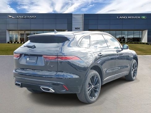 New 2026 Jaguar F-PACE R-Dynamic S image 3
