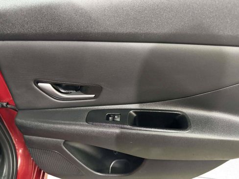 Used 2023 Hyundai Elantra Limited w/ Winter Weather Package FWD image 33
