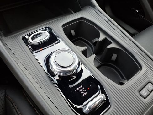 New 2026 Jeep Cherokee Overland AWD/4WD image 16