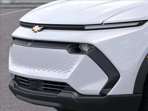 New 2026 Chevrolet Equinox EV LT FWD image 13
