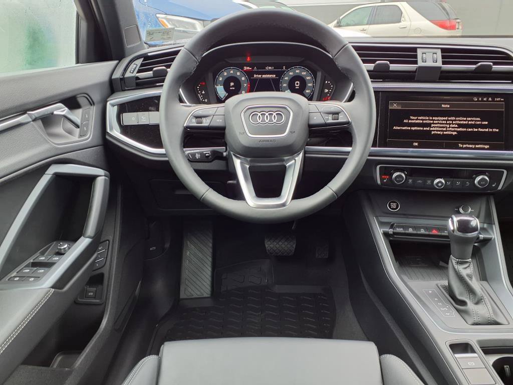 Used 2025 Audi Q3 2.0T Premium AWD/4WD image 10