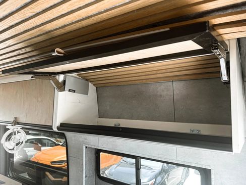 Used 2022 Mercedes-Benz Sprinter 2500 image 18