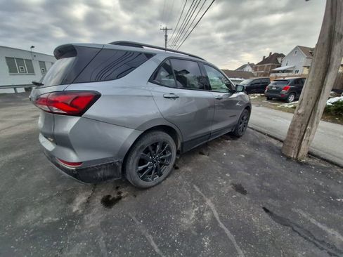 Used 2023 Chevrolet Equinox RS w/ RS Leather Package image 6