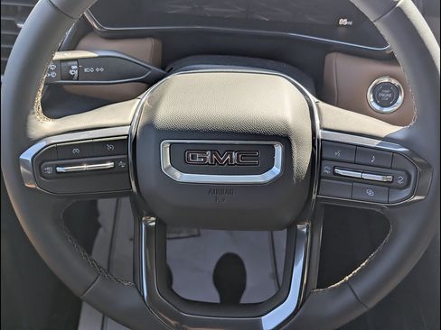 New 2026 GMC Canyon AT4 w/ Nightfall Essentials Package AWD/4WD image 19