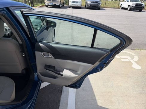 Used 2014 Honda Civic LX image 12
