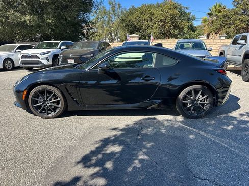 Used 2024 Toyota GR86 Premium RWD image 2