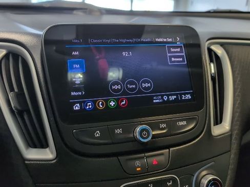 Used 2023 Chevrolet Malibu LT FWD image 21