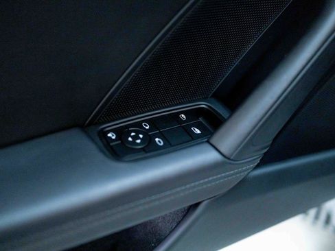 Used 2024 Porsche 911 Carrera GTS image 41