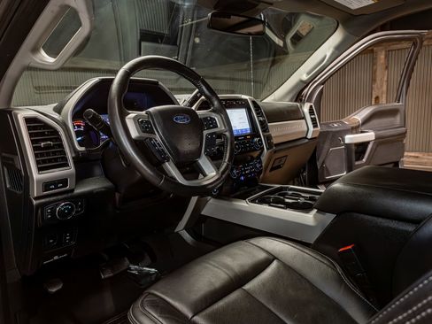 Used 2020 Ford F250 Lariat AWD/4WD image 12