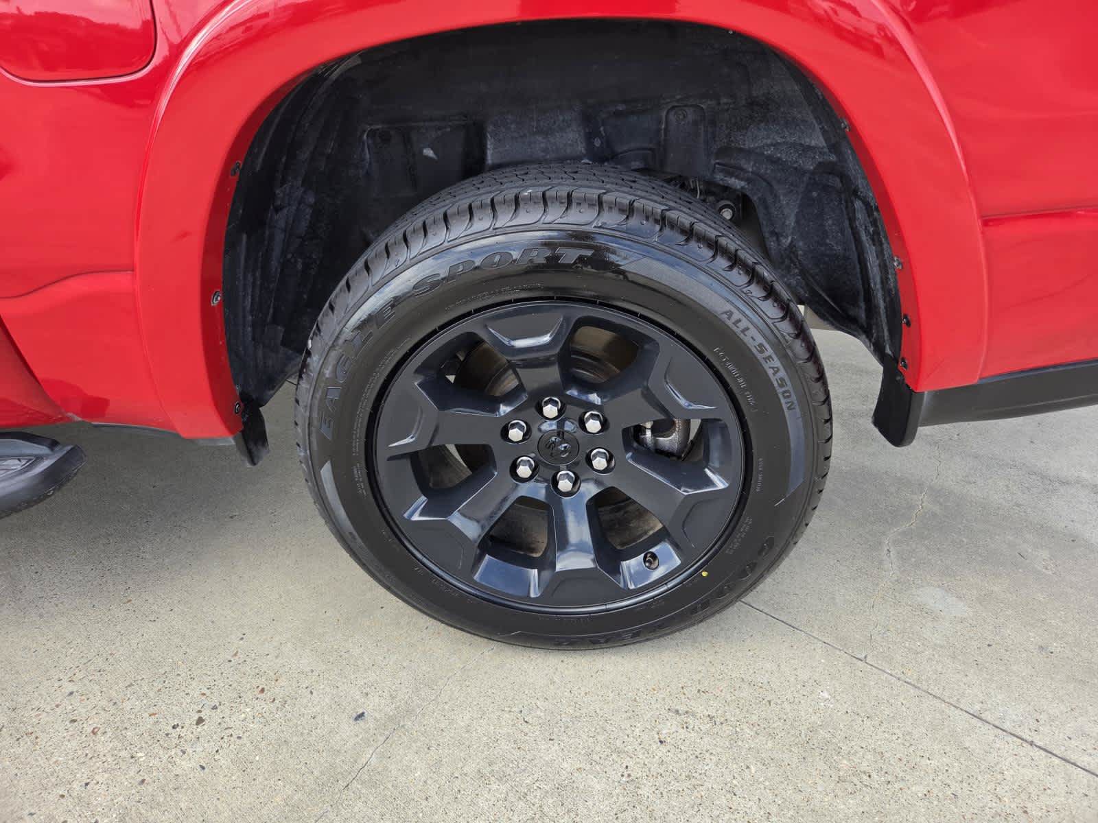 Used 2025 RAM 1500 Lone Star AWD/4WD image 25