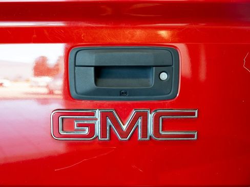 Used 2014 GMC Sierra 1500 SLE w/ Suspension Package, Off-Road RWD image 9