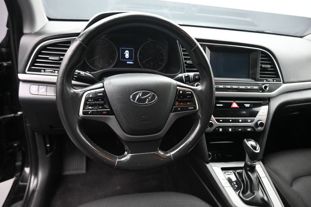 Used 2018 Hyundai Elantra Value Edition w/ Cargo Package FWD image 13