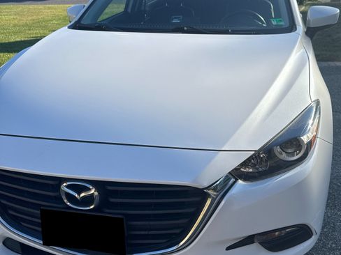 Used 2017 MAZDA MAZDA3 Touring FWD image 1