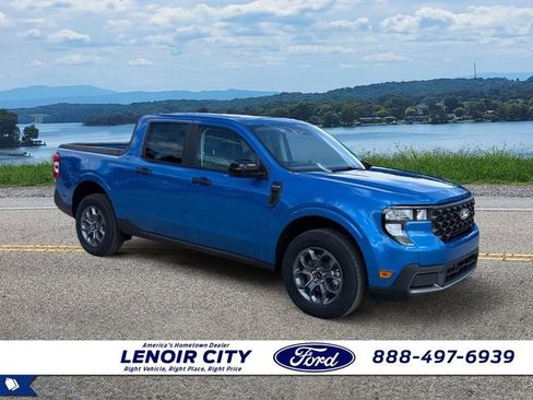 New 2025 Ford Maverick XLT w/ XLT Luxury Package FWD image 1