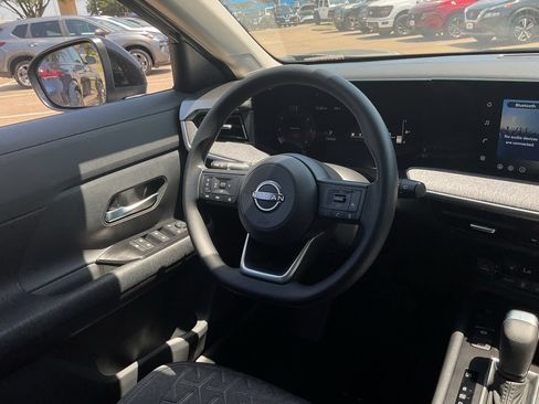 New 2026 Nissan Kicks SV w/ Cold Weather Package FWD image 16