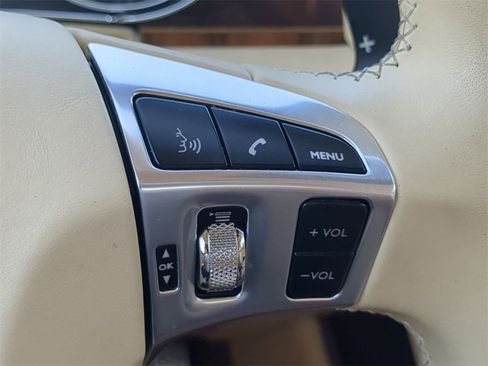 Used 2018 Bentley Flying Spur W12 image 26