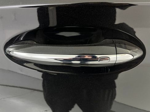 Used 2020 Buick Encore GX Select image 17