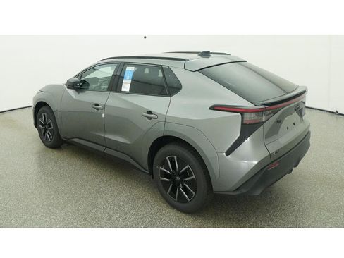 New 2026 Toyota bZ FWD image 5